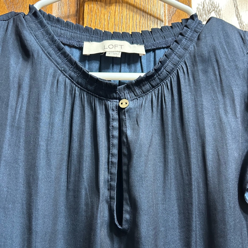 Loft Sleeveless shirt - Picture 5 of 5